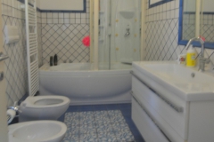 badkamer-eerste-verdieping