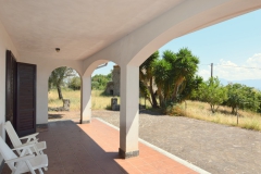 2.-portico-en-terras-Medium