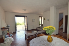 22.-living-heeft-openslaande-deuren-naar-het-terras-Medium